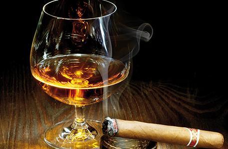 Cognac mit Zigarre